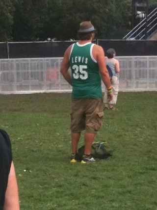 Illustration for article titled Look At These Fucking Hoopsters At Lollapalooza: Part Two